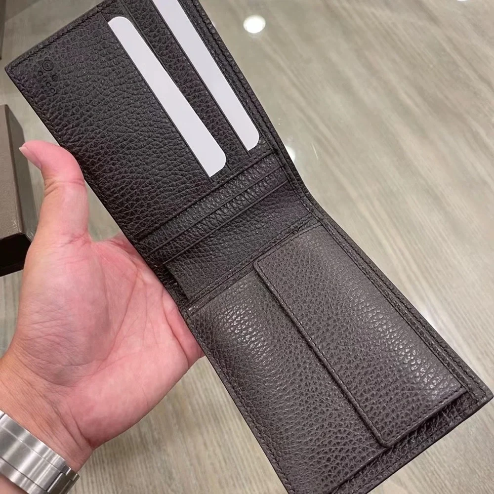 The new gucci wallet for men. Includes  gift box - Picture 4 of 6